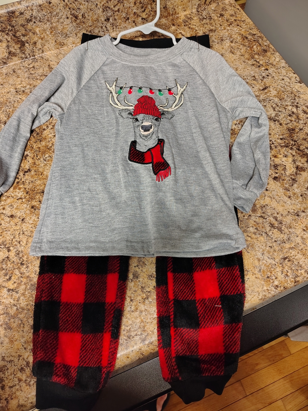5 Sets of Holiday Pajamas